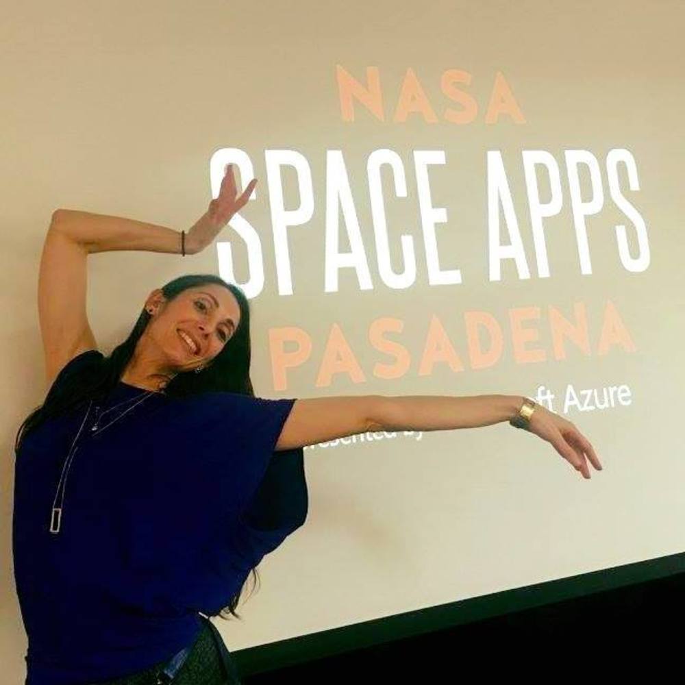 Meet your Posher, Elyssa